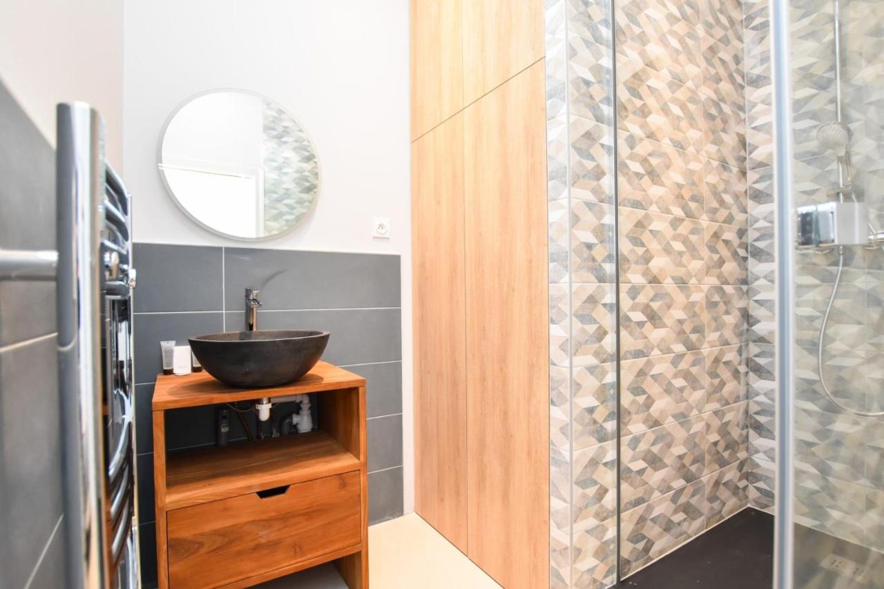 Chic Apartment - 2Br-6P - Gare Du Nord Paris Exteriör bild